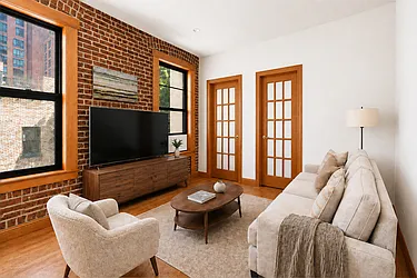 324 East 52nd Street, #5C
