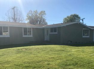1060 E Woodland Ln, Glendora, CA 91741