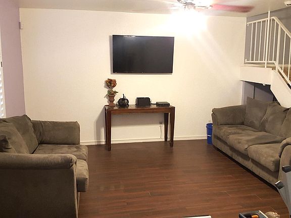 5th image of 8222 N 33rd Ave