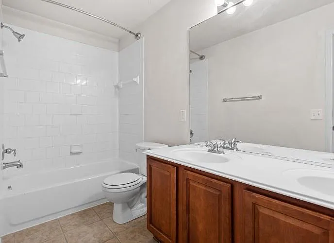 8817 Sunforest Ln — Photo 15