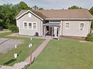 206 Oak St, Clarksville, TN 37042