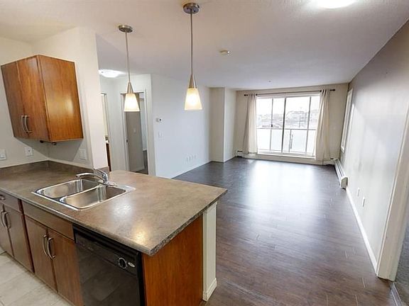 4th image of 9124 96th Ave #222