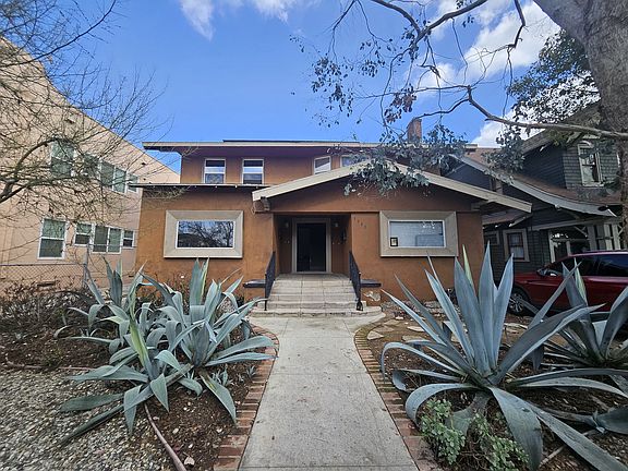 Unit is top left

Front Entrance to building.