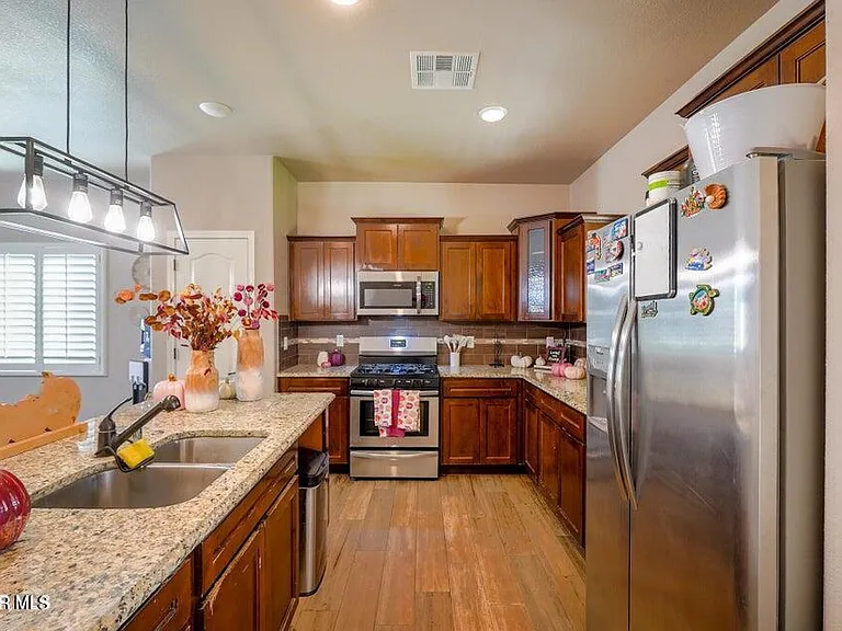 2105 Tim Foster St — Photo 10