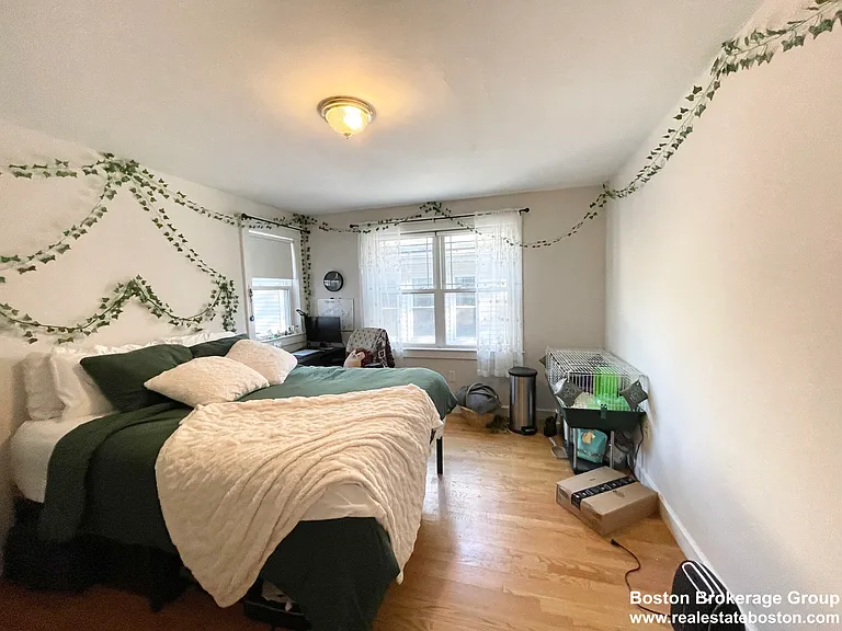 23 Iroquois St — Photo 7