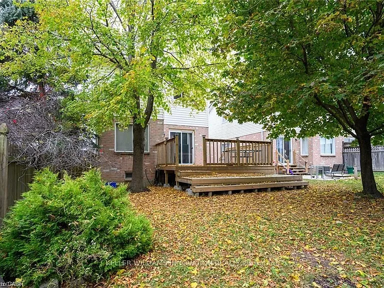 8 Buss Ct — Photo 35