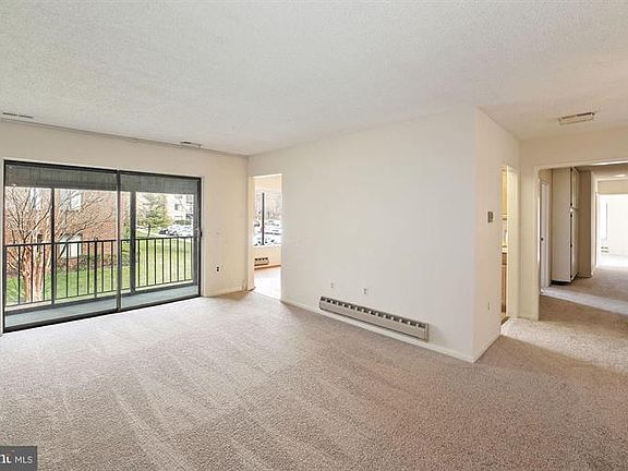 4th image of 15310 Pine Orchard Dr #84-2E