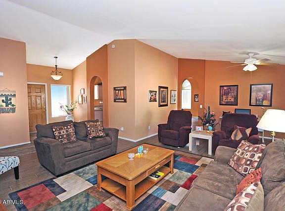5th image of 23722 S Glenburn Dr