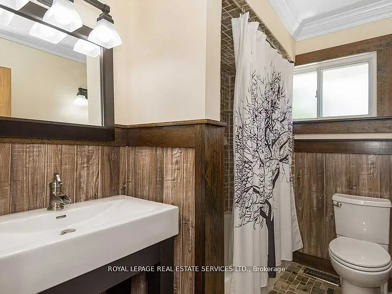 386 Broadway Ave #MAIN — Photo 17