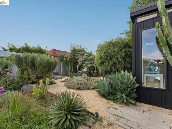 2921 55th Ave, Oakland, CA 94605