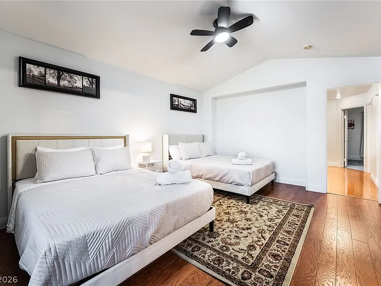7965 Laurelton Pl — Photo 9