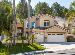8780 E Banner Ridge Dr, Anaheim, CA 92808