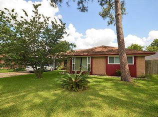 708 Mockingbird Ln, Pasadena, TX 77502