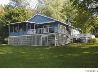 8004 Cline Shrs, Wolcott, NY 14590