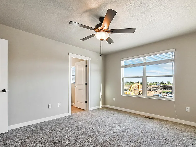 3521 S 4300 W — Photo 4