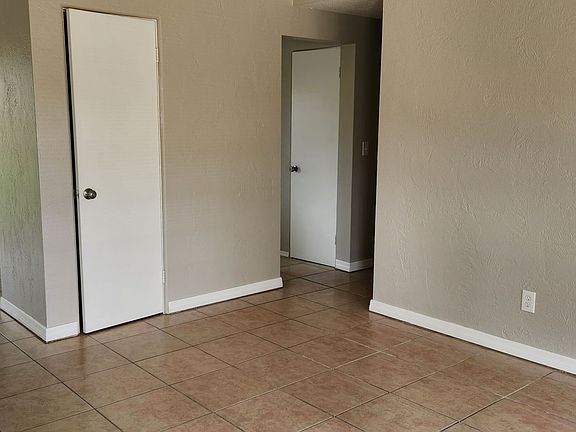 2nd image of 1053 Audrey Dr