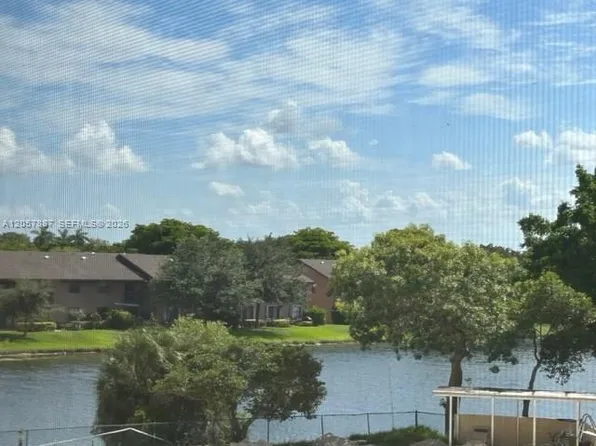 3905 N Nob Hill Rd APT 312, Sunrise, FL 33351