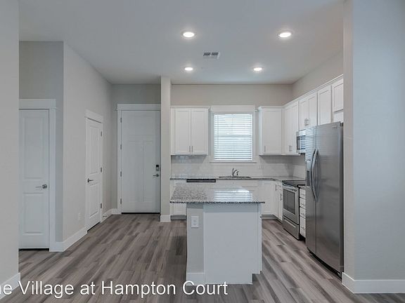 5th image of 1555 S Val Vista Dr #149