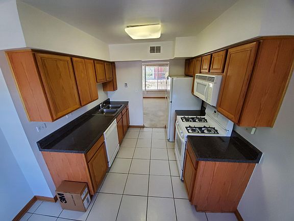 4th image of 4951 N Harlem Ave #2