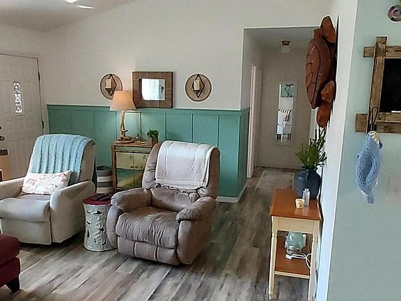 4th image of 7135 Floridana Ave