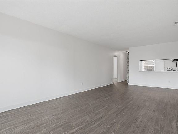 4th image of 1220 Village Rd APT 16