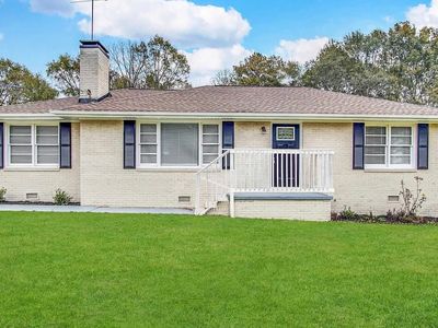 20 Maddox Rd, Locust Grove, GA, 30248
