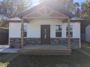 2120 E Parkwood Ave, Burton, MI 48529