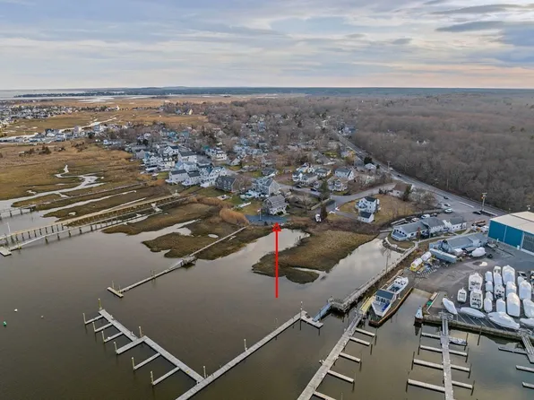 122 Marginal St, Marshfield, MA 02050