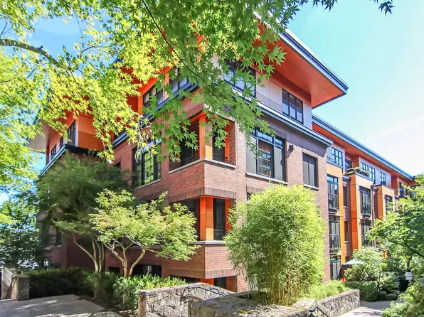 2350 NW Savier St #B202, Portland, OR 97210