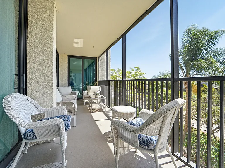 1605 S US Highway 1 #303M1 — Photo 31