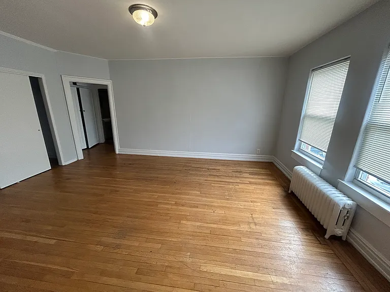 453 McLean Ave #4 — Photo 4