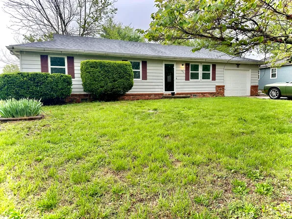 303 Lone Oak Circle, Nixa, MO 65714