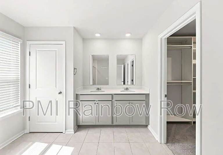407 Oak View Way — Photo 32