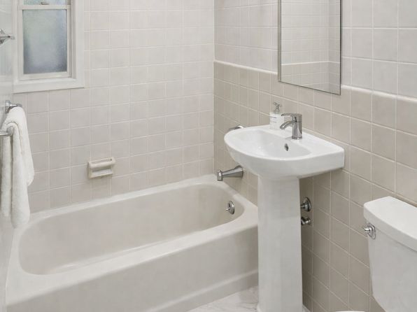 11 Metropolitan Oval APT 1A