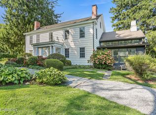 560 North St, Greenwich, CT 06830