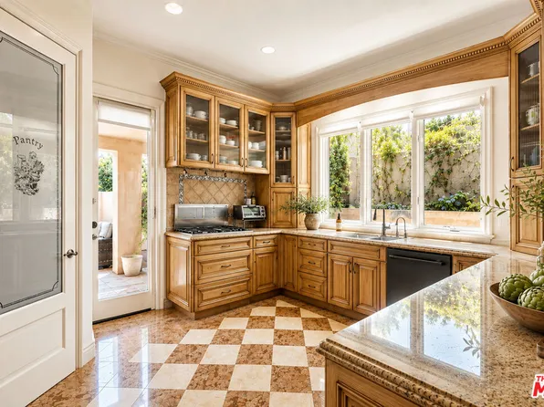 868 Braewood Ct, South Pasadena, CA 91030