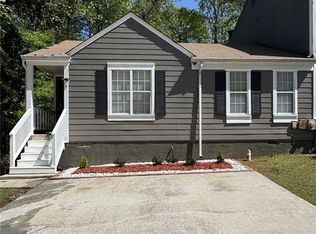 2080 Charter Ln, Lithonia, GA