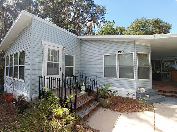 2nd image of 17845 SE 28th Pl