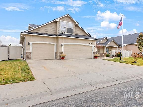 3rd image of 5534 N Powell Creek Ave