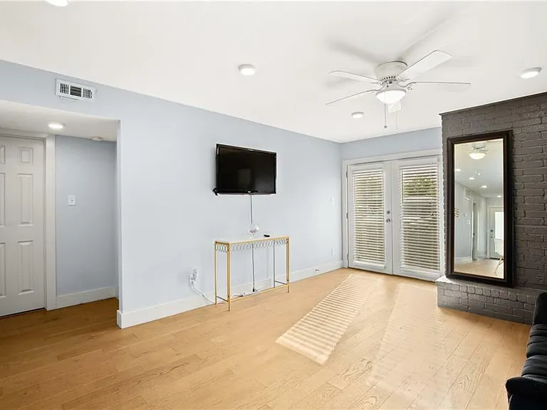 909 Reinli St #142 — Photo 12