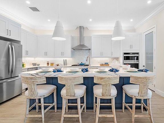 4th image of 12664 Solana Bay Circle