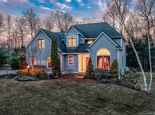 119 Deerwood Rd, Tolland, CT 06084