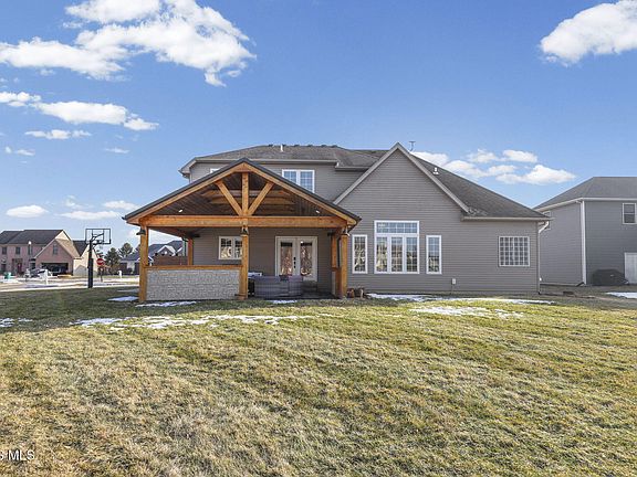 2nd image of 14638 Lake Meadows Dr