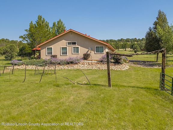 5th image of 114 Pine Point Trl