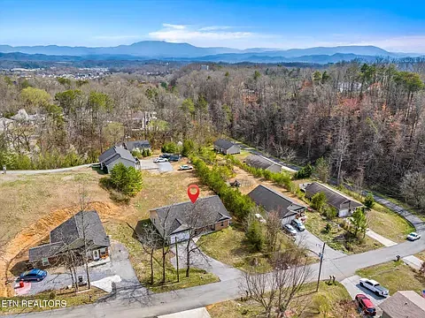 1250 Tramel Rd — Photo 14