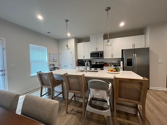 3rd image of 1105 May Apple Dr