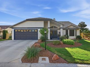5548 Singing Hills Dr, Las Vegas, NV 89130