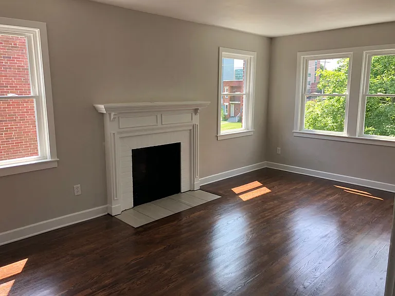 1350 Charleston Ave #2 — Photo 3