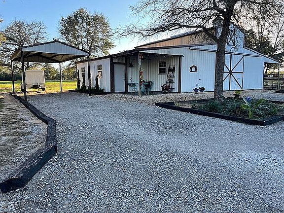 2nd image of 220 Private Road 8700