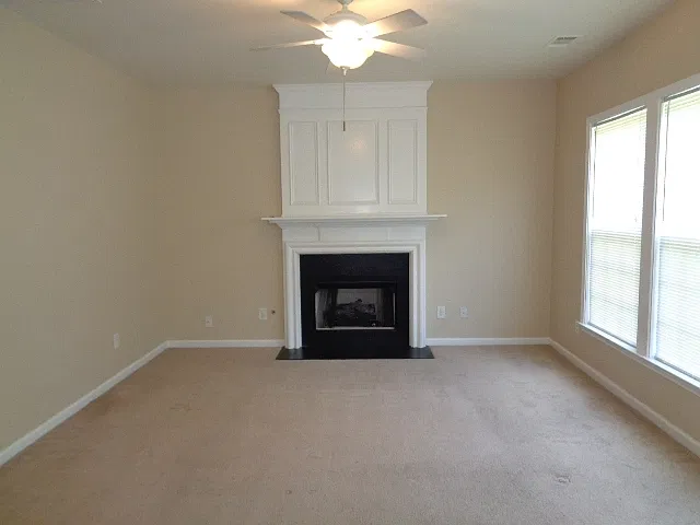 4 bed, 2.5 bath, 2020 sqft, $2,505 — Photo 4